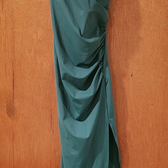 Halara Softlyzero™ Airy Crossover Ruched Backless Lace Up Back With Side Split - Picture 7 of 7